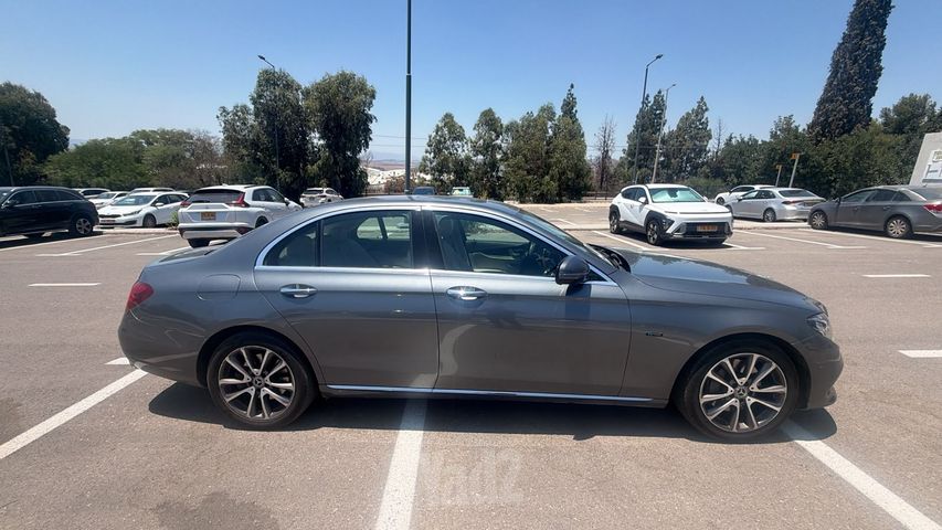 מרצדס-בנץ E-class