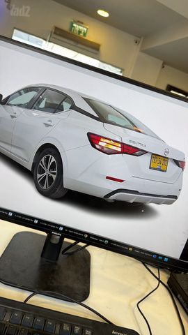 ניסאן סנטרה