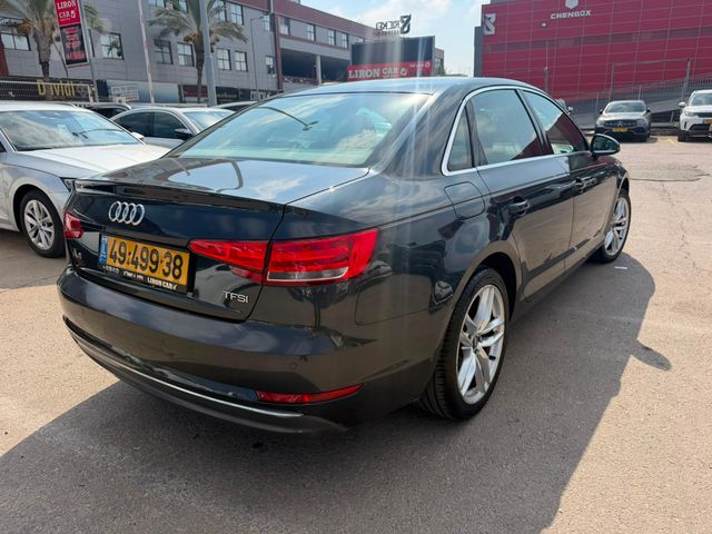 אאודי A4