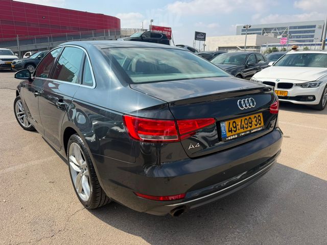 אאודי A4