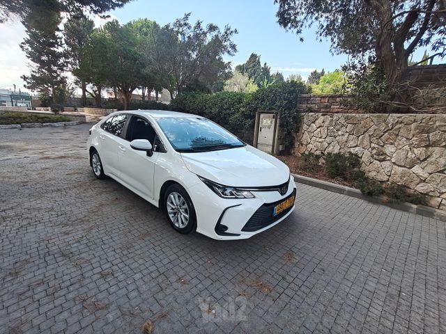 טויוטה קורולה