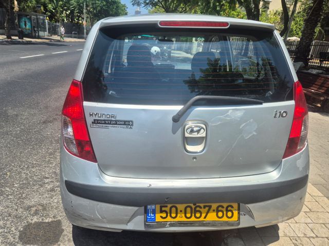 יונדאי i10