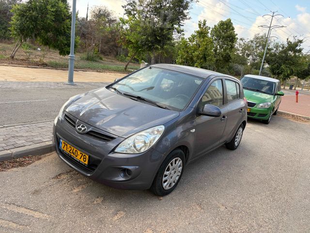 יונדאי i20