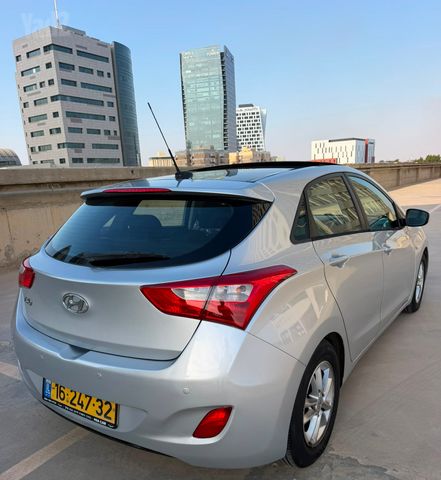 יונדאי i30