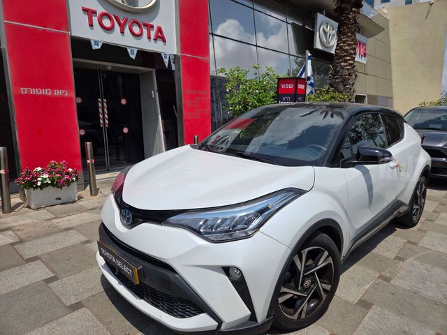 מודעת רכב טויוטה C-HR