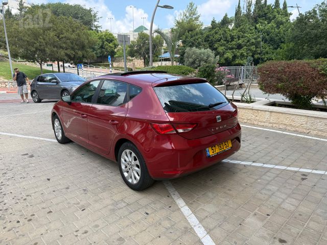 סיאט לאון