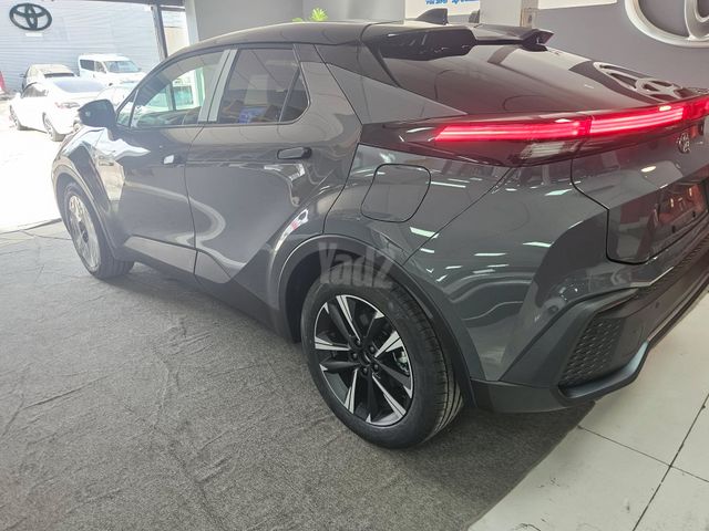 מודעת רכב טויוטה C-HR 1
