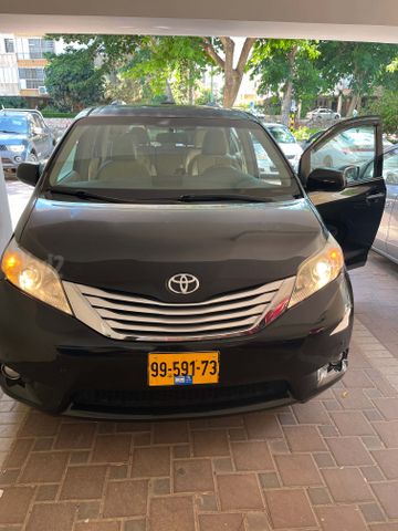 טויוטה סיינה