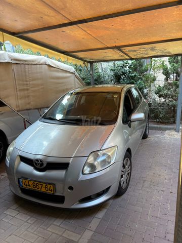 טויוטה אוריס