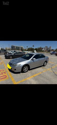 מודעת רכב הונדה אקורד