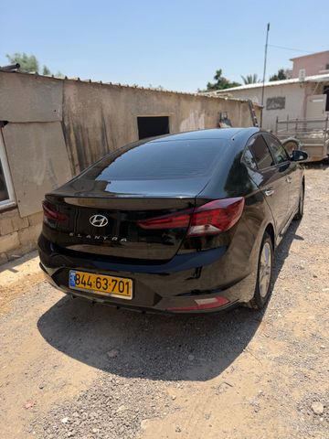 יונדאי אלנטרה