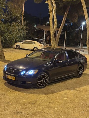 לקסוס GS