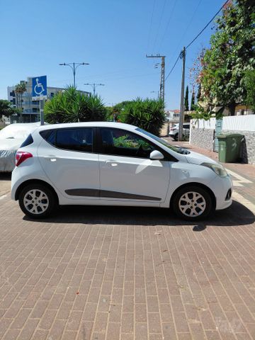 יונדאי i10
