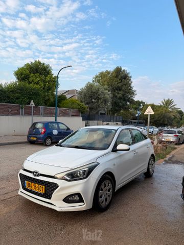 יונדאי i20
