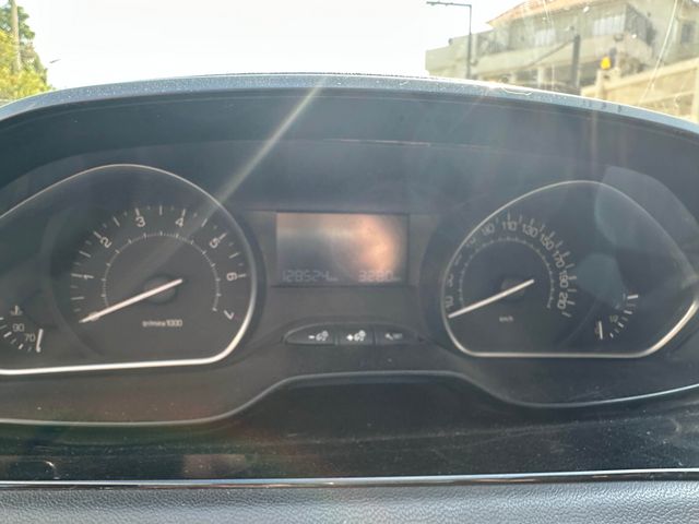 פיג'ו 208