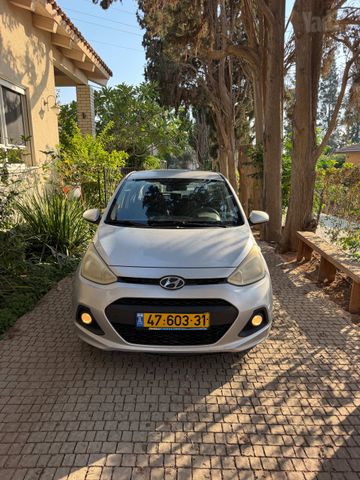 יונדאי i10