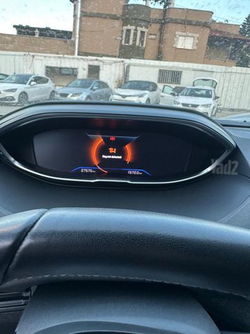 פיג'ו 3008