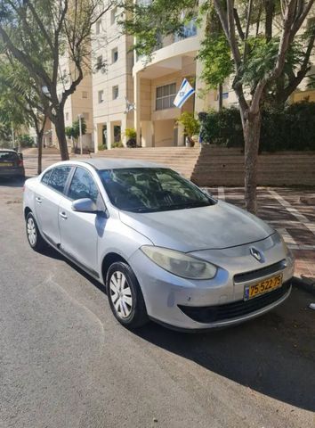 רנו פלואנס