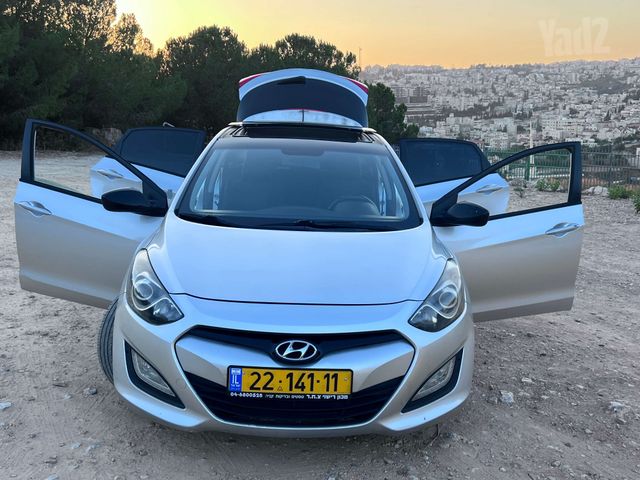 יונדאי i30