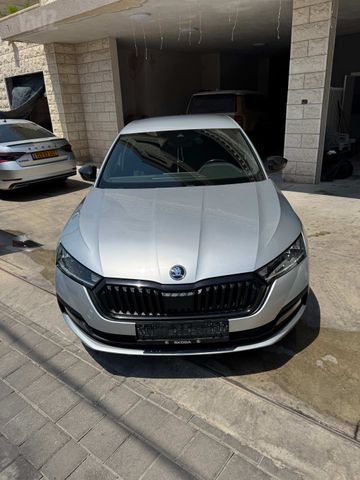 סקודה אוקטביה