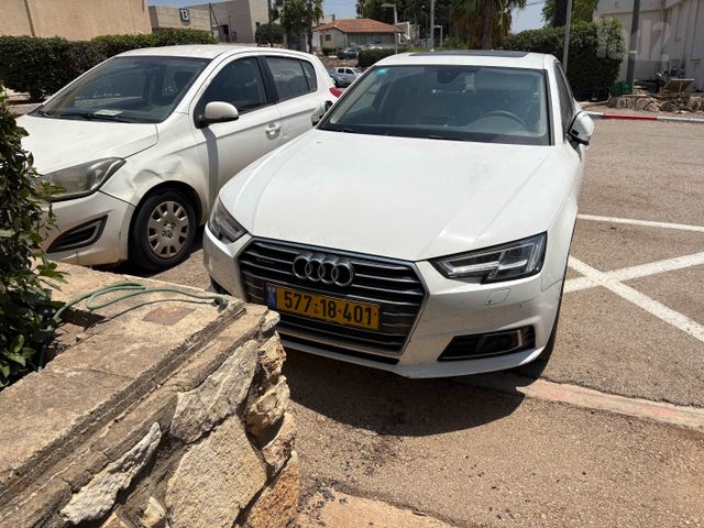אאודי A4