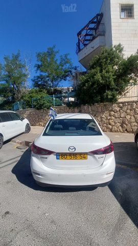 מאזדה 3