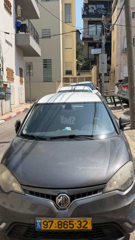 מודעת רכב אם ג'י MG3