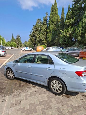 טויוטה קורולה