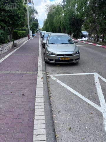 מיצובישי לנסר