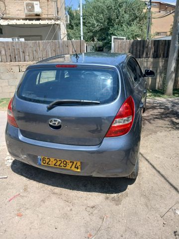 יונדאי i20