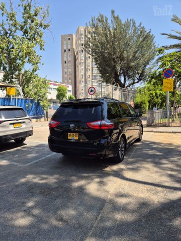 טויוטה סיינה