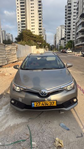 אוריס TS היברידי אוט׳ 1.8 (99 כ״ס) [2015-2019]