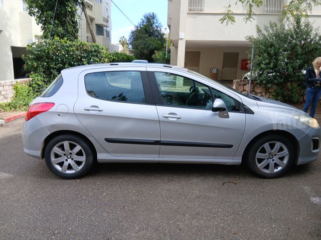 מודעת רכב פיג'ו 308