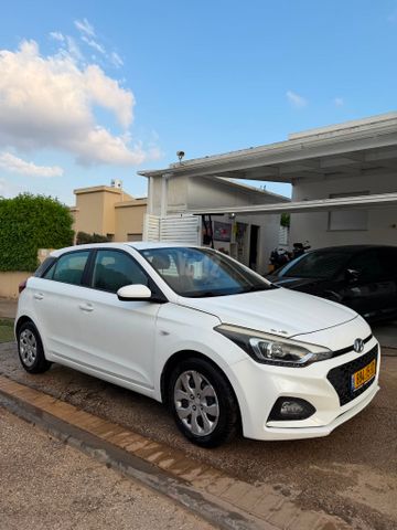מודעת רכב יונדאי i20