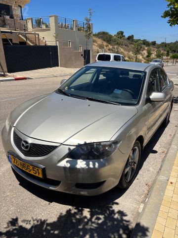 מאזדה 3