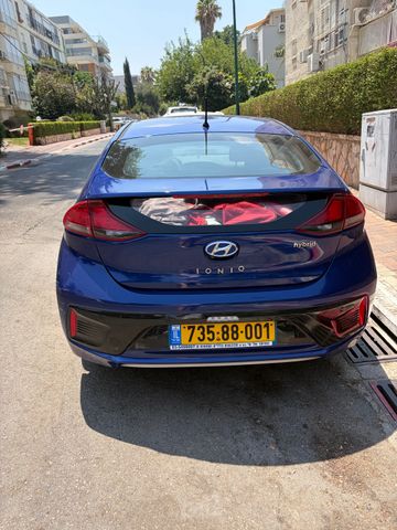 יונדאי איוניק