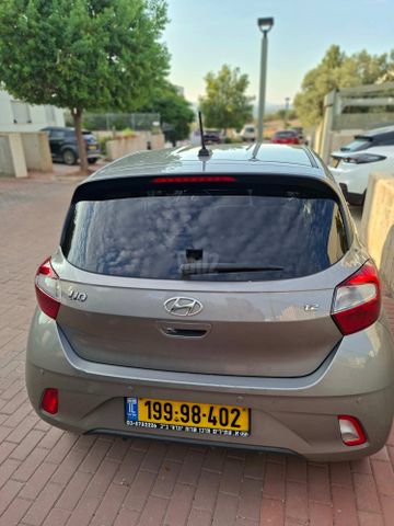 יונדאי i10