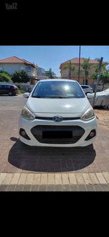 יונדאי i10