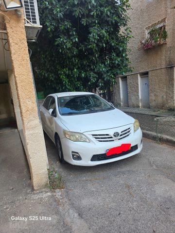 טויוטה קורולה