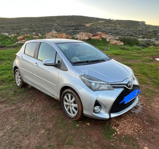 יאריס Sky אוט׳ 1.3 (99 כ״ס)