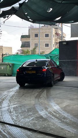 לקסוס GS