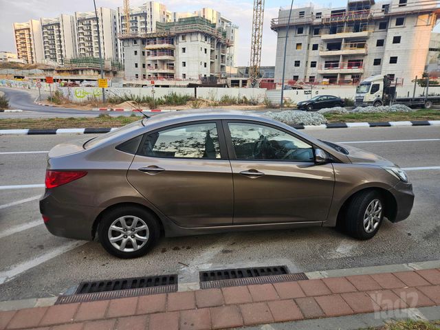 יונדאי אקסנט i25