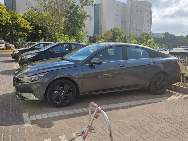 מודעת רכב יונדאי אלנטרה