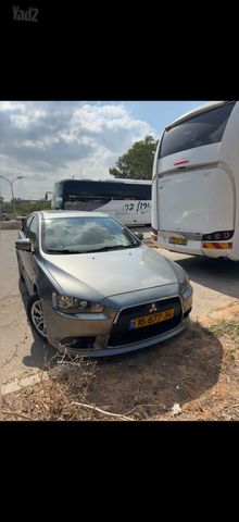 מיצובישי לנסר