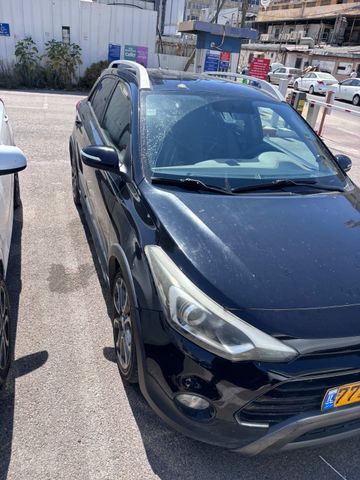 יונדאי I20 קרוס