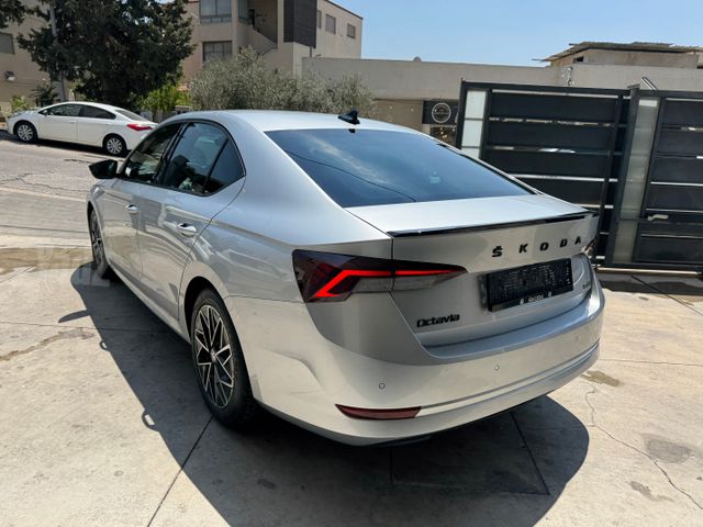 סקודה אוקטביה