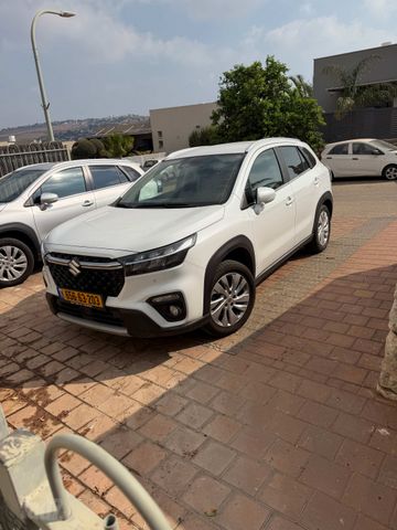 סוזוקי S-Cross