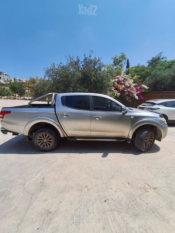 מודעת רכב מיצובישי טרייטון / L200