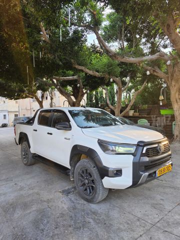 טויוטה היילקס