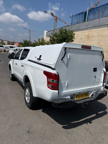 מיצובישי טרייטון / L200